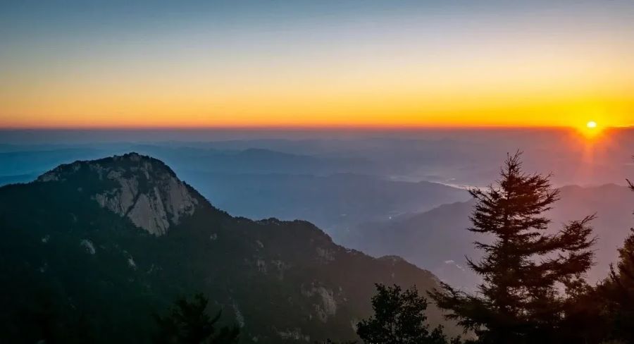 【大学生旅游】与太阳并立在群山之巅——夜爬泰山|郑州/开封出发请备注